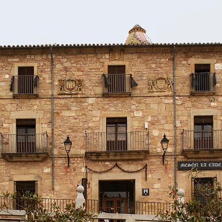 Hostal Meson La Cadena Trujillo Exterior photo